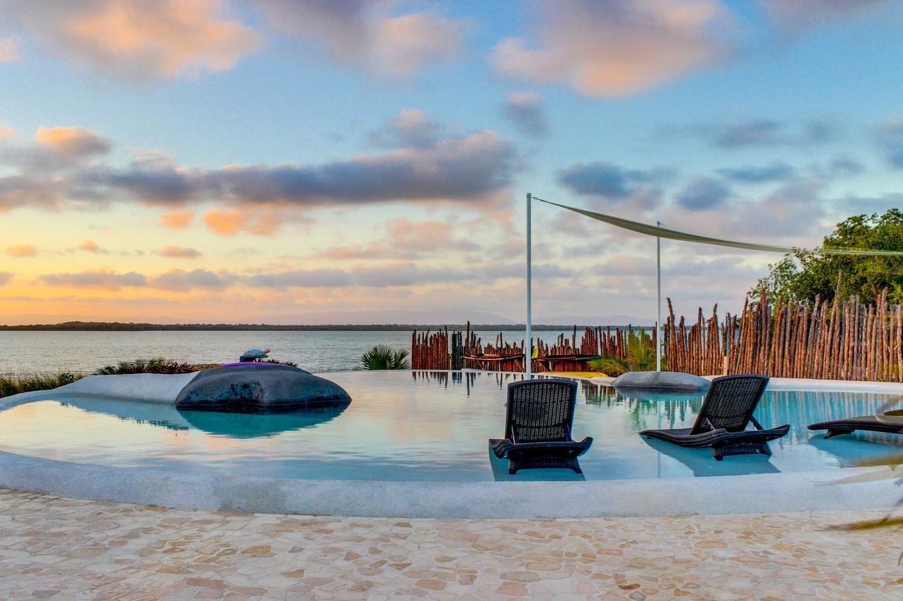 Swan Villas Maya Beach 외부 사진